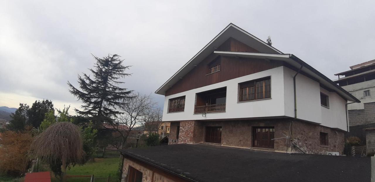 Albergue La Costana Oviedo Bagian luar foto