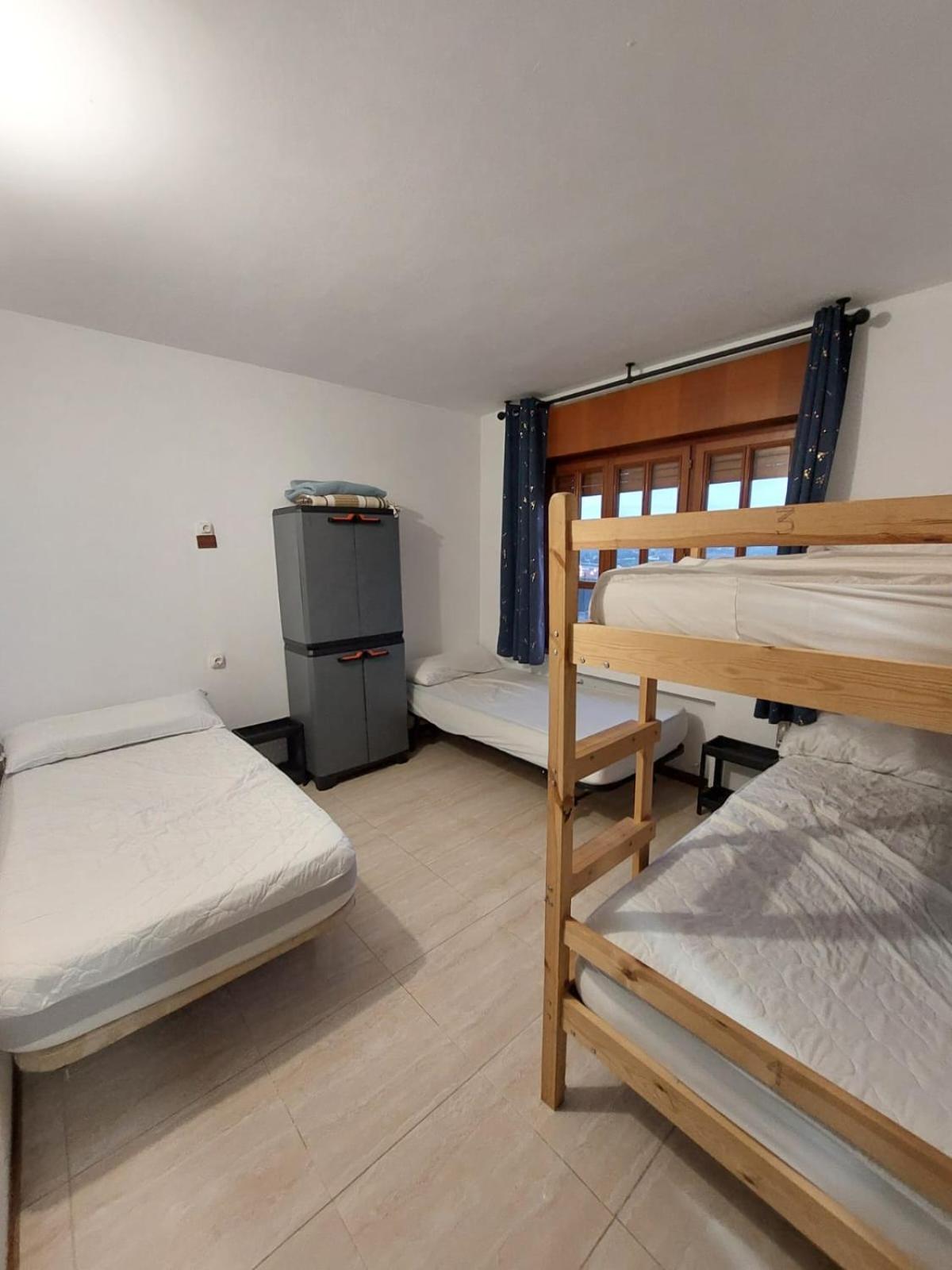 Albergue La Costana Oviedo Bagian luar foto