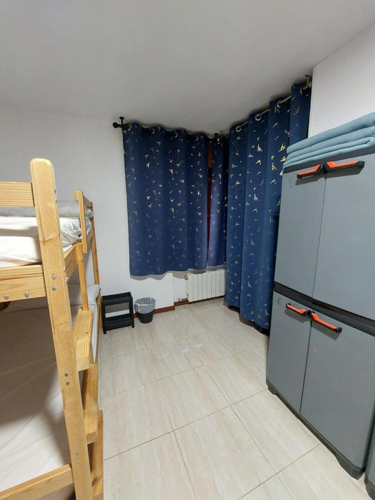 Albergue La Costana Oviedo Bagian luar foto